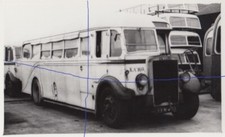 BUS PHOTO OF A CROSVILE PHOTOGRAPH KA169 A LEYLAND T58 PICTURE EFM938.
