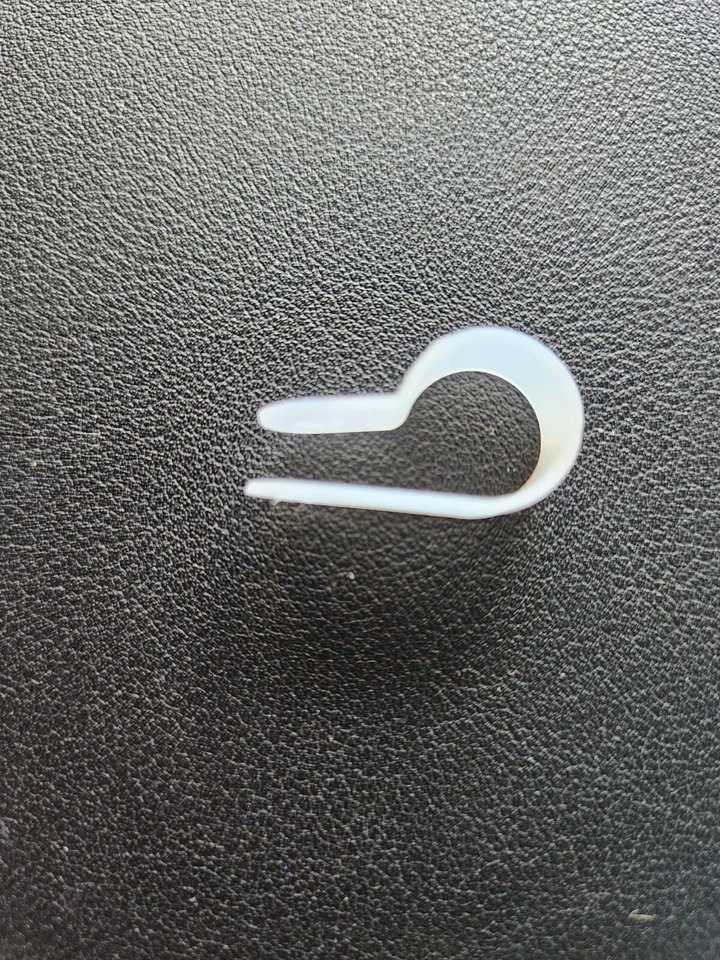 110 Pcs 1/2 Inch R-Clip Clamp Nylon P-Mounting Clips Cable Wire Clamp - Image 4 of 4