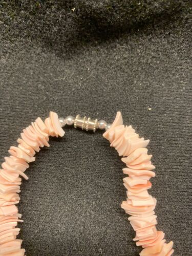 Collar Gargantilla De Colección Hawaiana Pooka Shell - Blanco Coral - 16 1/2" - Imagen 2 de 2