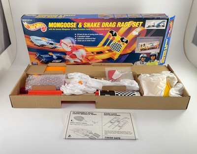 Vintage 1994 Hot Wheels Mongoose & Snake Drag Race Set -New in