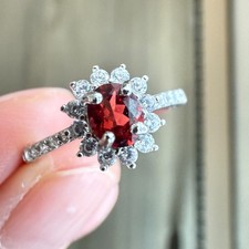 925 Sterling Silver Ring 5x4mm Natural Garnet Gemstone Zircon Flower Red NEW