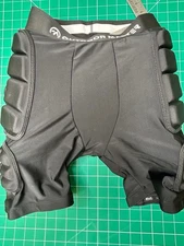 Outdoor Master Protective Padded Impact resistance sports ski Shorts Size Small