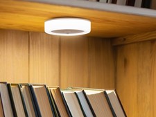 Akumulatorowa lampa podszafkowa LED z czujnikiem ruchu - oświetlenie wewnętrzne szafki bezprzewodowe