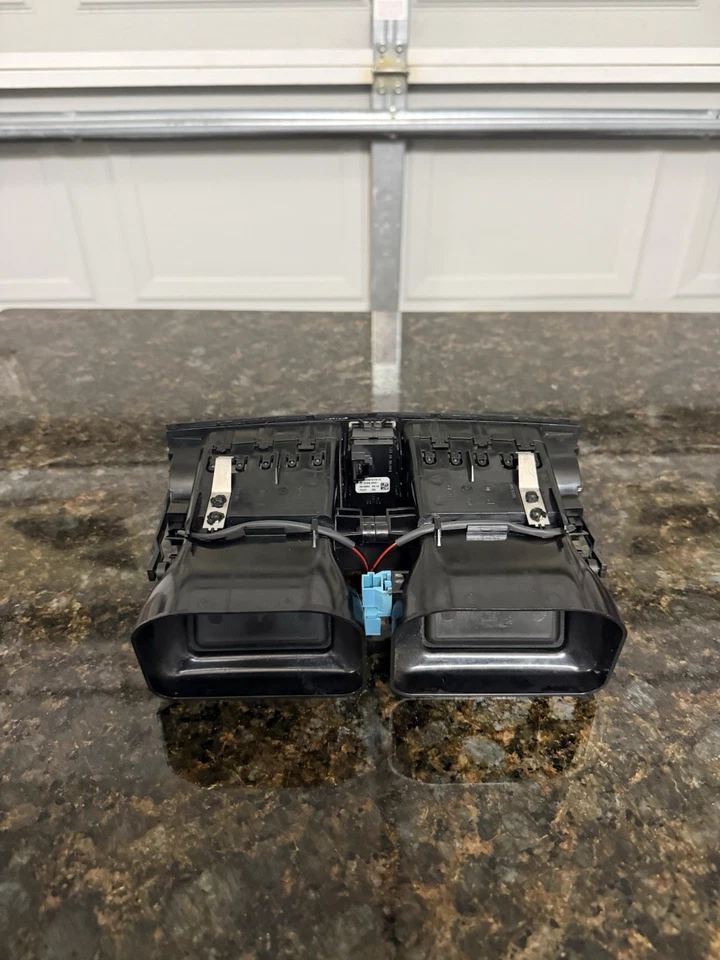 08-11 Mercedes W204 C300 C280 tablero central peligro aire acondicionado aire acondicionado ventilaciones OEM Foto 3 de 3