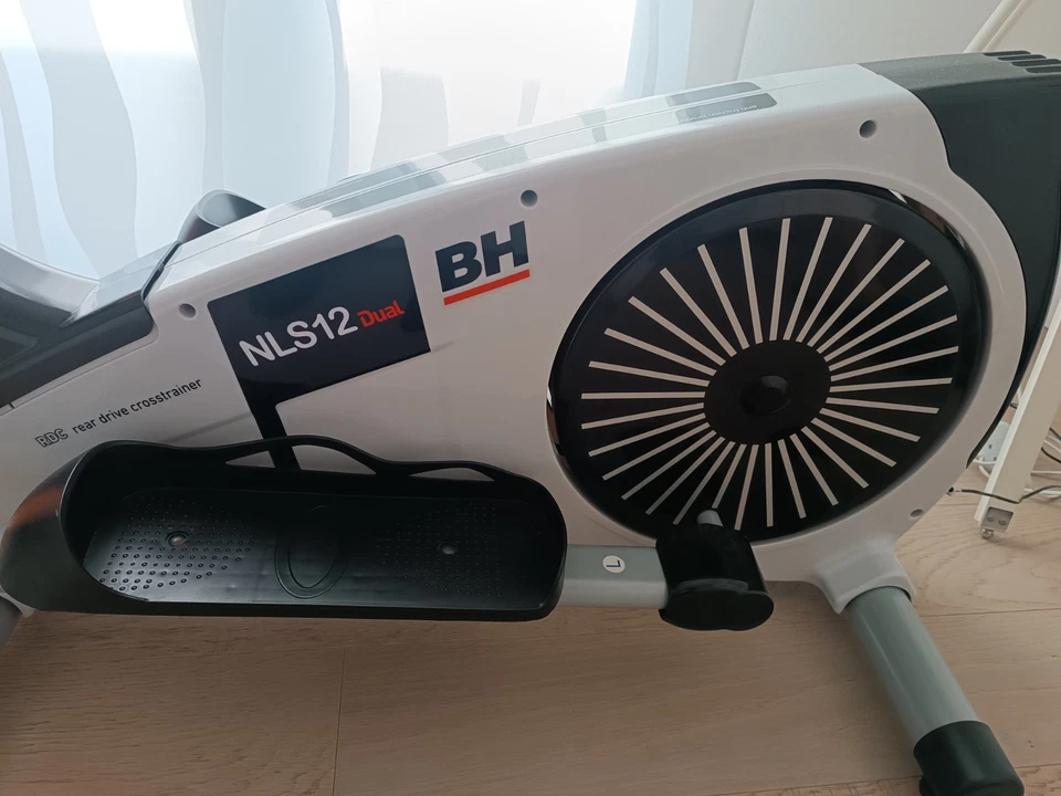 Ellittica BH NLS12dual - usata 1 volta - Immagine 2 di 3