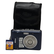 Nikon Coolpix L 18 Blue Digital Camera 8MP W/ Case  4GB Card Tested Works Great