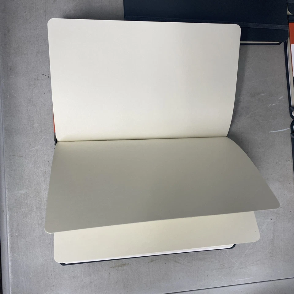 Libro de bocetos y notas Canson Graduate Series 5,5"X8,5" Estuche de 5 Foto 4 de 4