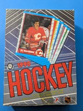 1989-90 O-Pee Chee Hockey Wax Box - Tape Intact - 48 ct  Lemieux Box Bottom