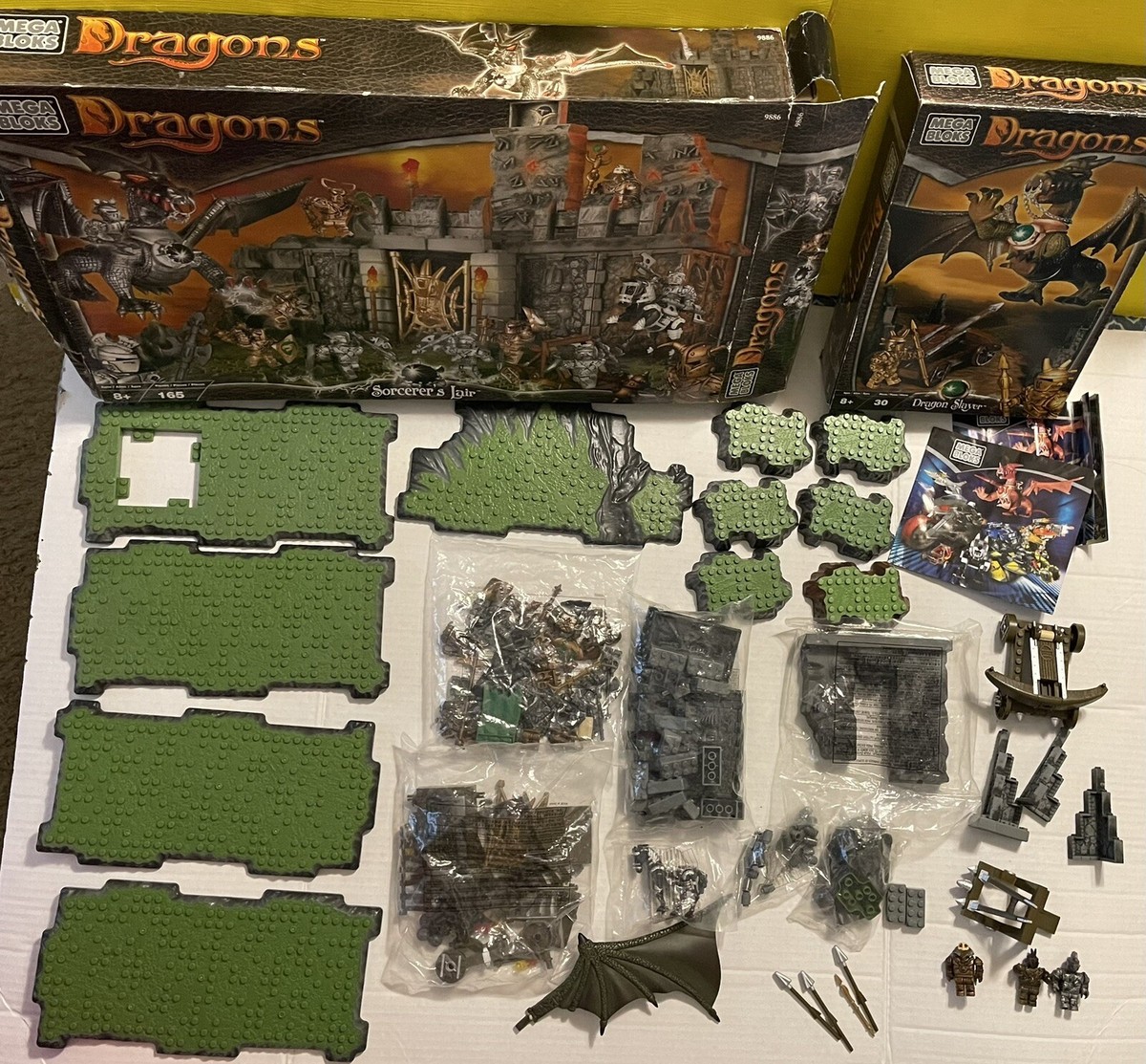 Mega Blocks Dragons # 9886 Sorcerer's Lair INCOMPLETE Replacement