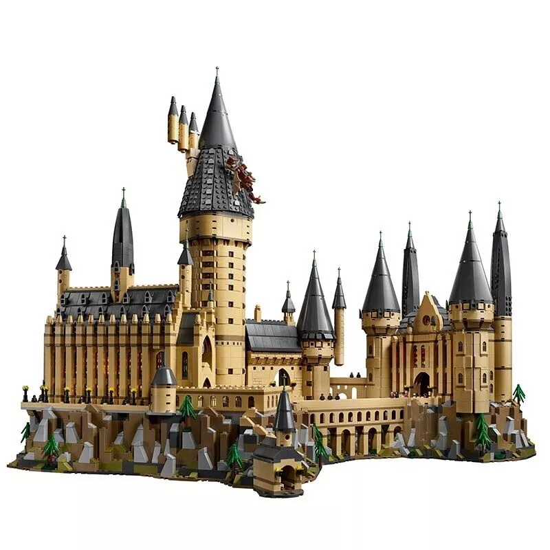 Cool Stuff: New Harry Potter LEGO Hogwarts Castle Is The Second Largest Set Ever Created