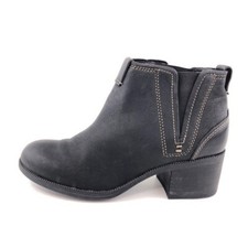 Clarks Maypearl Daisy Ankle Boots Womens Size 7M EUR 37.5 Black Leather Chelsea