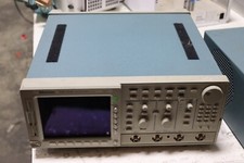 Tektronix TDS654C Digital Realtime Oscilloscope 500MHz 5GS/s 13 1F 2F