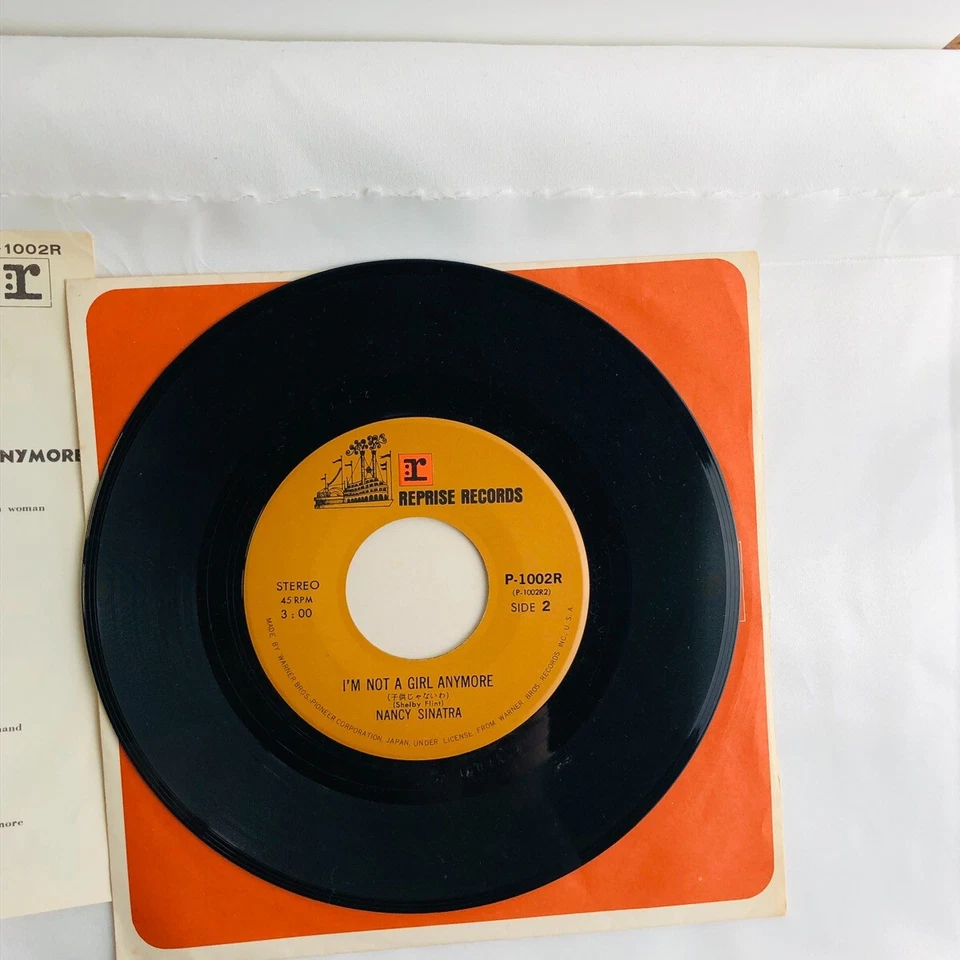 Nancy Sinatra – How Are Things In California? /Japanese 60's Japan vinyl record - Image 3 of 4