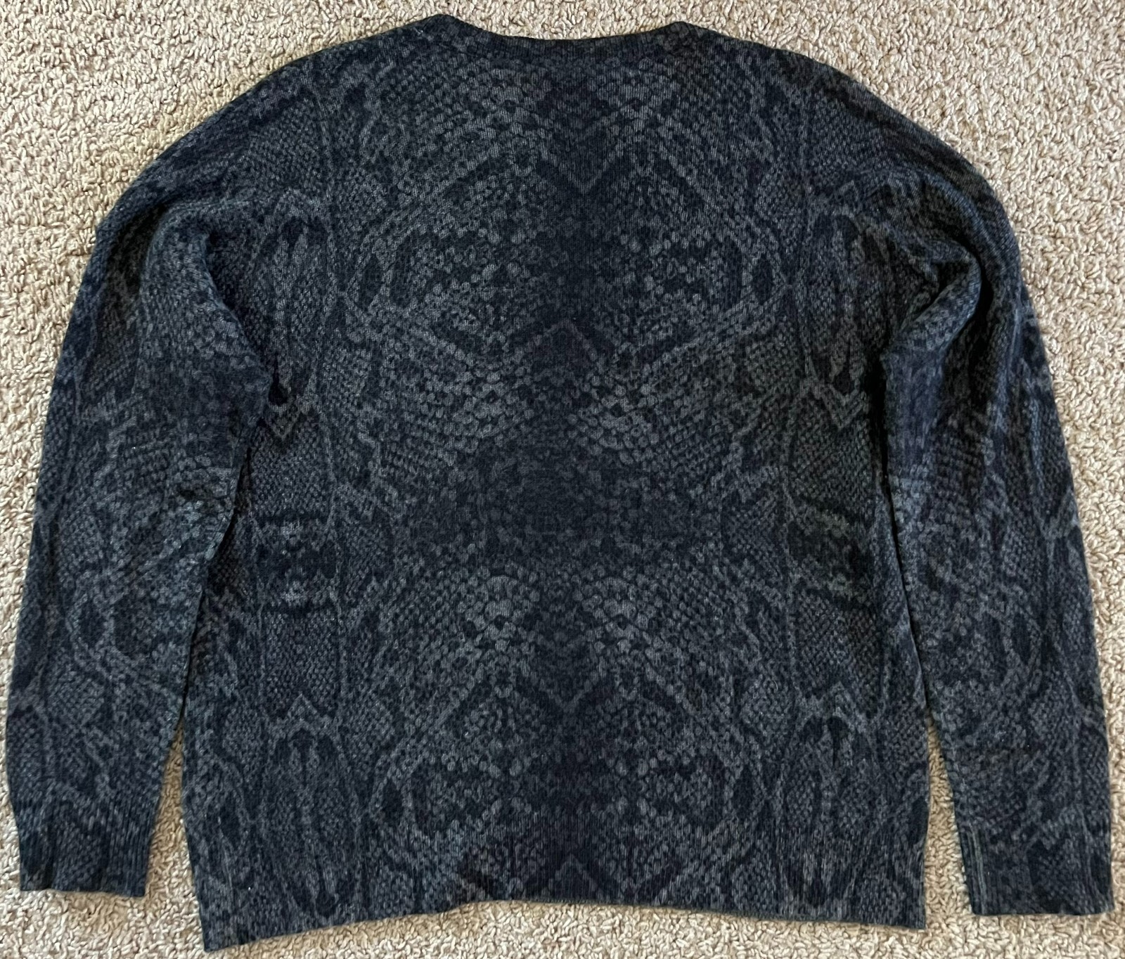 360 Cashmere Snakeskin Pattern Pullover Long Slee… - image 4