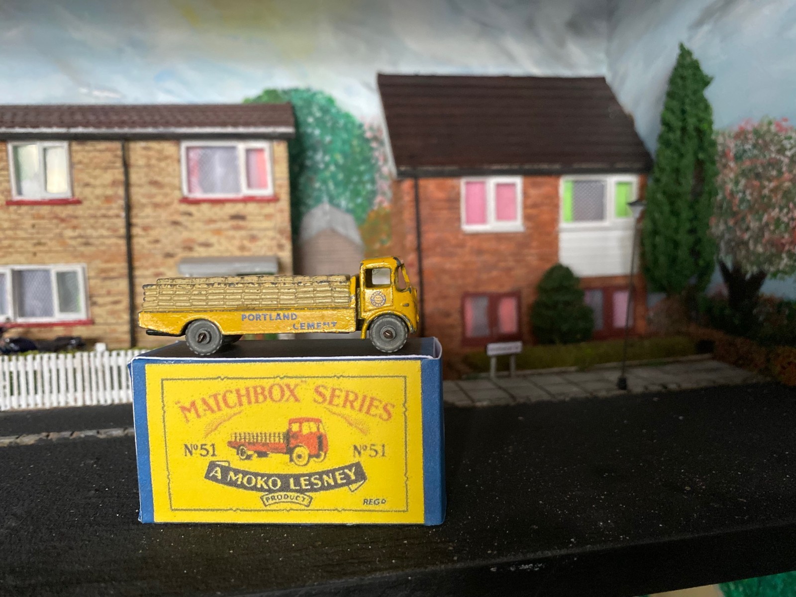 Matchbox 51a, Albion Chieftain - Free Price Guide & Review