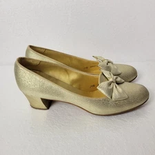 Vintage Daniel Green Gold Bow Pumps Women’s 9.5 USA Low Heel Classic