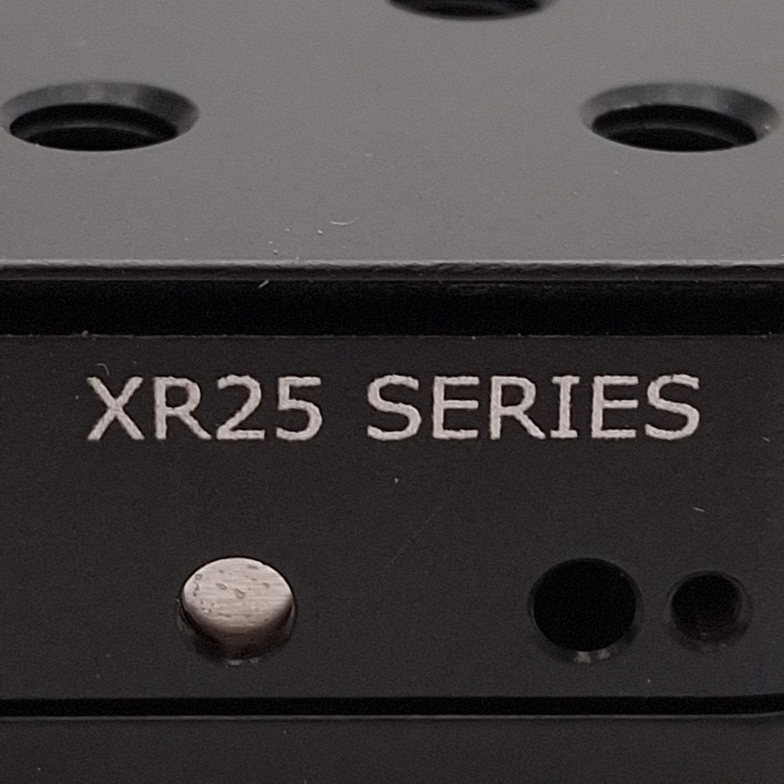 Thorlabs XR25C Linear Translation Stage, 25mm Travel, 110x75.7mm, 1/4"-20 Holes