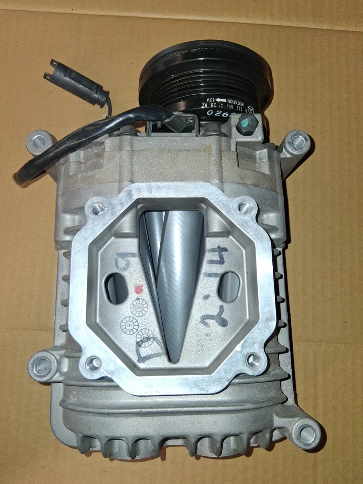 Überholt! Mercedes Kompressor 230K Eaton M62 A1110900080 A1110900380 MB DB - Bild 1 von 4