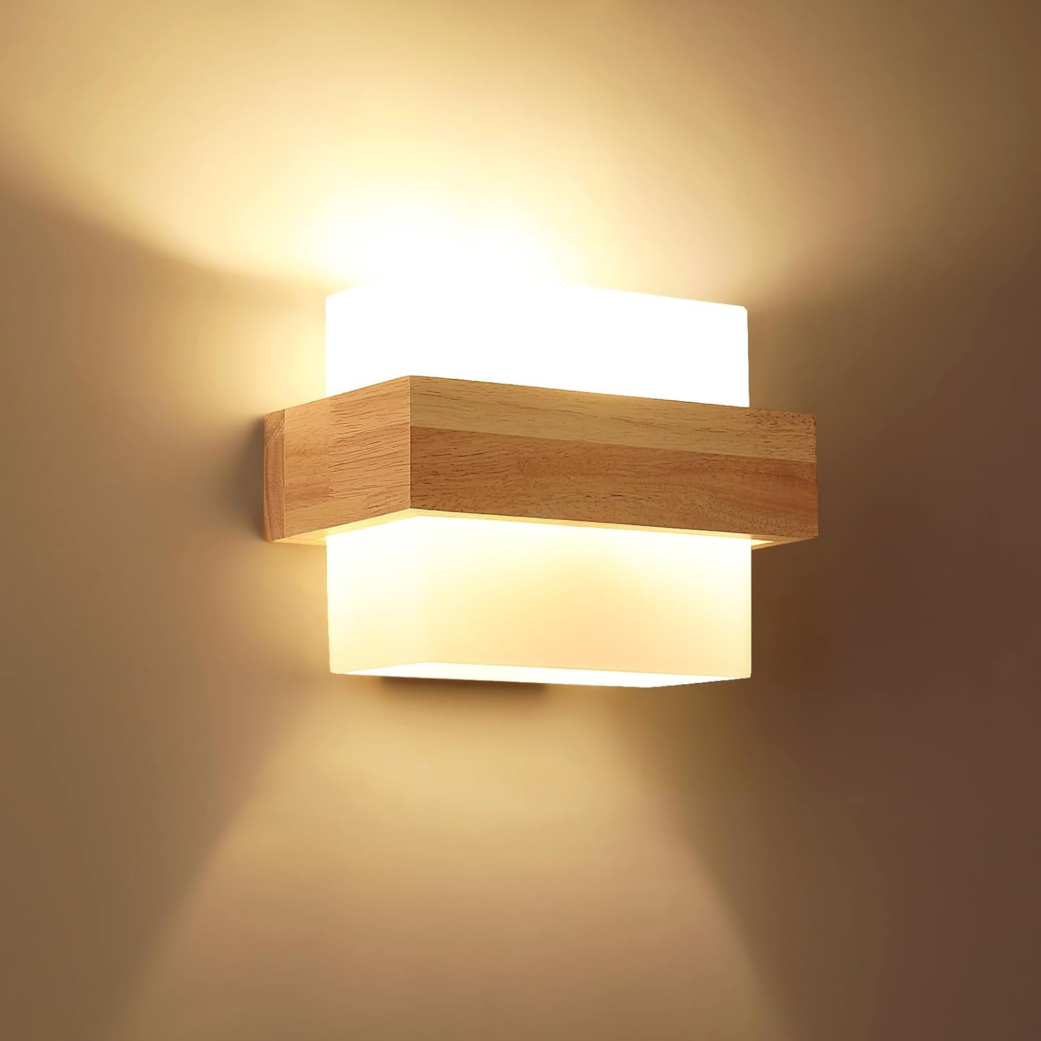 Lampada da Parete Vintage in Legno E27 Quadrata: Atmosfera per Interni