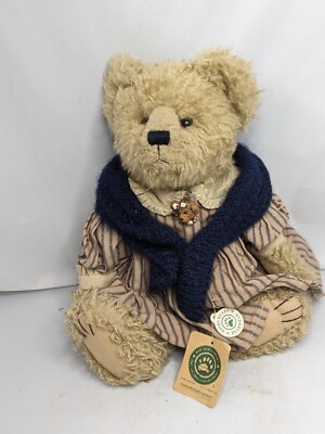 Boyds Bears Grandmother Beatrice B. Bearhugs Clothing Eye Glasses w Tag 14  Tall