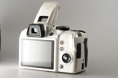 Near Mint FUJIFILM FinePix S8200 White Digital Camera From Japan  