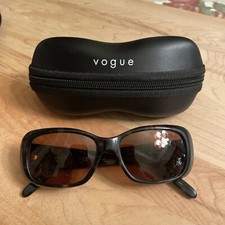 Vogue VO2606-S W656/13 Sunglasses Women's Dark Havana/Polarized Brown Grad. 52mm