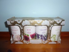 M&S Floral Collection Talcum Powder Magnolia Rose Lavender & Lilly 4 x 50g BNIB