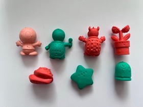 Famicom characters: Zelda, Mario, Mappy, etc.