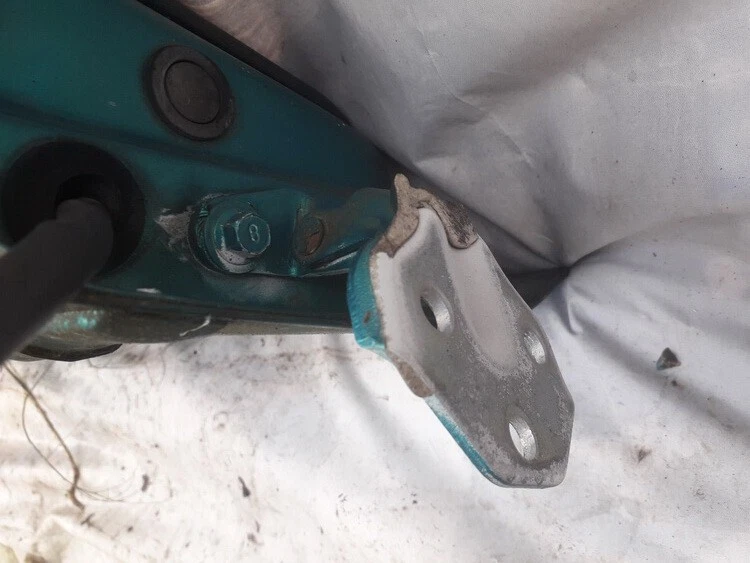 Bisagra de puerta delantera Hyundai Pony 1987 usada, genuina #1149865-40 Foto 2 de 3