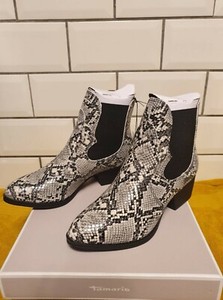 tamaris snake boots