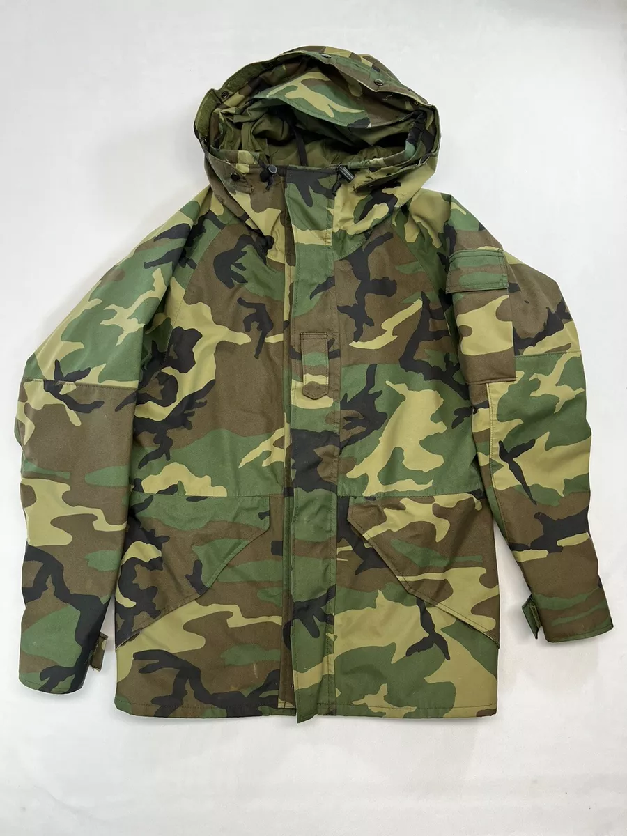 Tennessee Apparel Corp. Parka Cold Weather Camo Hooded Jacket size Small Regular