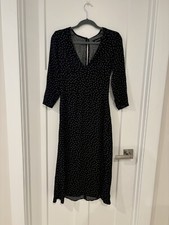 Reformation Mabel Dress 4 Black Plunge Fitted