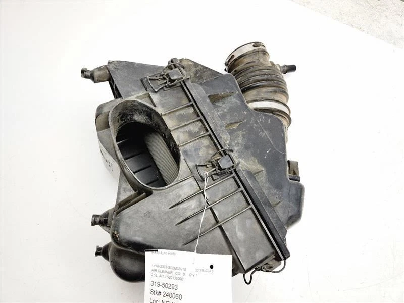 Purificador de aire Mazda 6 2009-2013 2,5 L bajas emisiones OEM L52013300B Foto 2 de 4