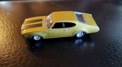 1969 Oldsmobile 442 1/64 Scale Reader's Digest Die Cast Car by High Speed