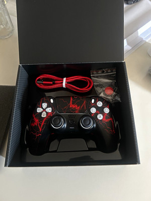 AIMControllers Custom PRO PS5 Controller Schwarz/Rot ergonomisch