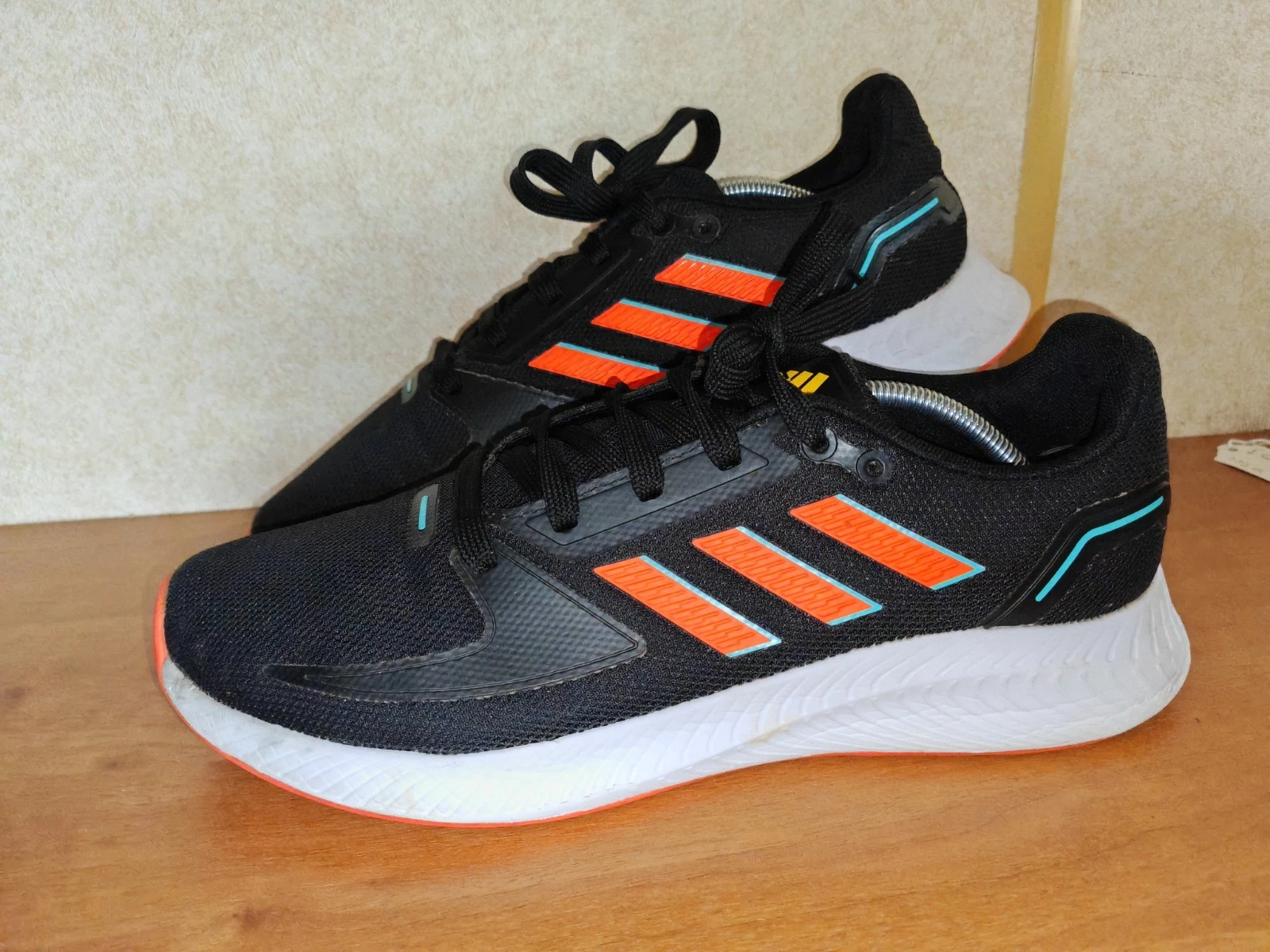 Adidas Runfalcon 2.0 Nero Rosso Solare Scarpe da Ginnastica (H04539) Taglia UK 9