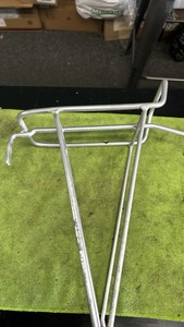 VINTAGE SCHWINN VOYAGUER FRONT TOURING 1980’s. JAPAN VOYAGEUR SILVER ALLOY 27