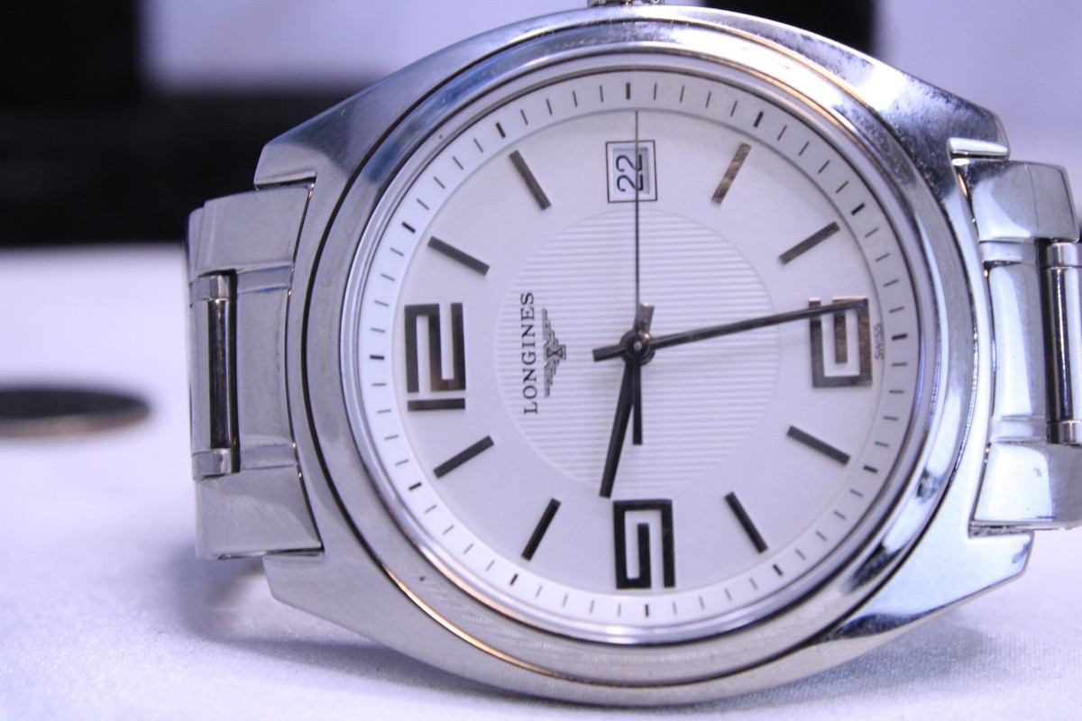 LONGINES Lungomare L3.632.4 Quartz Silver Dial Stainless Bracelet