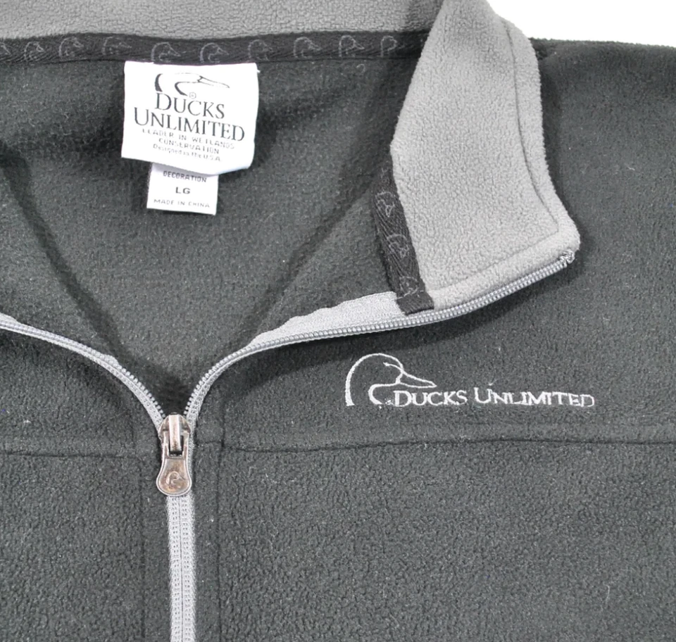 Vintage Ducks Unlimited Fleece Size Large - Image 2 of 2