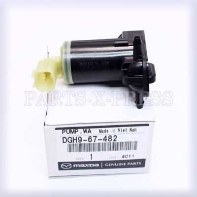 NEW GENUINE OEM MAZDA CX-3 MAZDA3 MX-30 FRONT WINDSHIELD WASHER