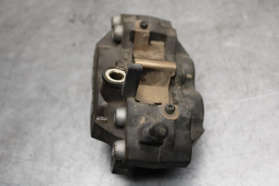 2001 铃木 GSXR600 右前制动计算器套装一对计算器 BB59 — 第 3/4 张图片