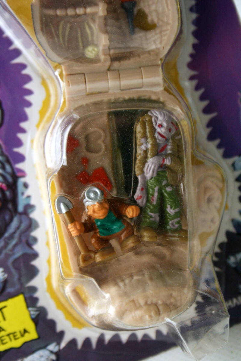 マクモリス RARE VINTAGE 1993 MIGHTY MAX HORROR HEADS CORPUS MATTEL