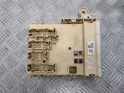 LEXUS NX Z1 Sicherungskastenmodul 8273078021 2,50 Benzin / Strom 114kw 28166759
