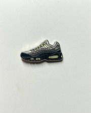 Nike Air Max 95 OG Neon Yellow Sneaker Enamel...