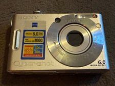 Sony DSC-W30 Digital Camera 6.0MP Compact Point Shoot Silver Zeiss Lens 1000 iso