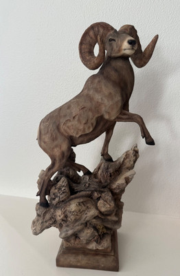 MCSI 2006 ''Gaining Ground '' by Danny Edwards Limited Edition 264/1200 Ram Statue