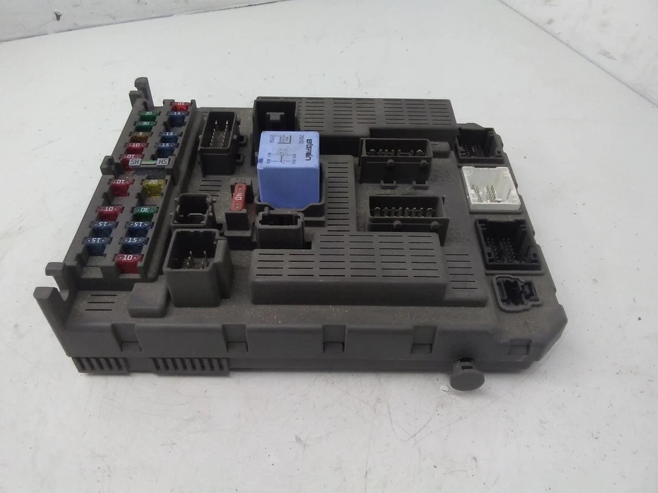 Cassetta fusibili CITROËN C5 I DC 9647448280 3.0 benzina 100kw 2001 27699044 - Immagine 2 di 4