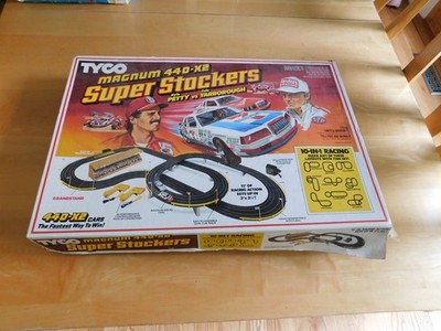 TYCO 6216 MAGNUM 440-X2 SUPER STOCKERS Kyle Petty vs. Cale Yarborough and Extra 