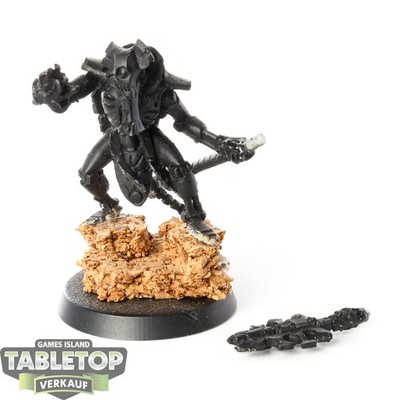 Necrons - Cryptek klassisch - grundiert