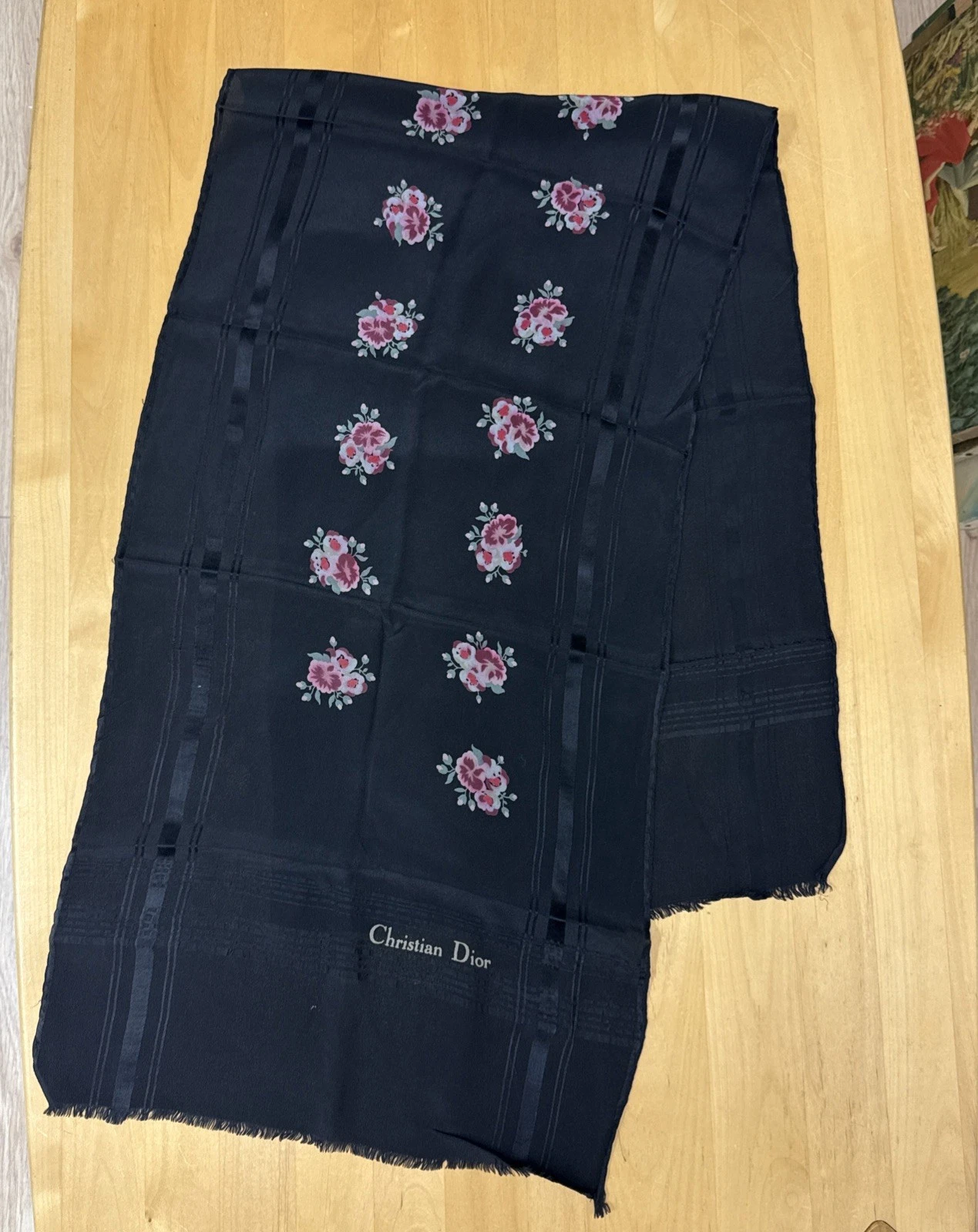Foulard Écharpe Christian Dior Noir Avec Fleurs Rose
